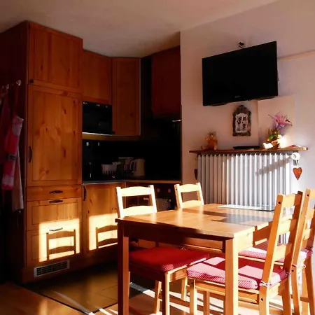 Romantic Chalet-style Flat With Mountain View * Torgon