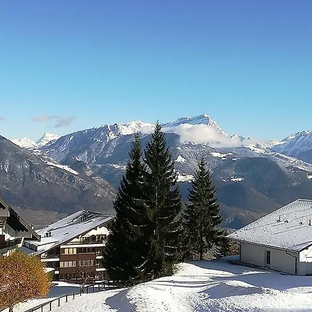 Romantic Chalet-style Flat With Mountain View Appartamento *