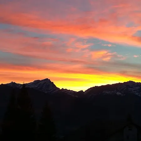 Romantic Chalet-style Flat With Mountain View