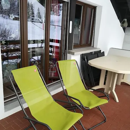 Romantic Chalet-style Flat With Mountain View