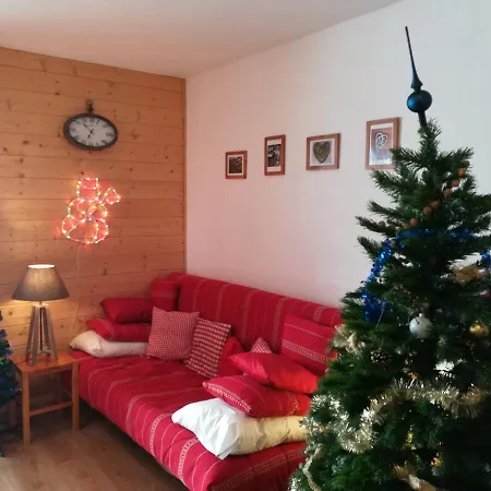Romantic Chalet-style Flat With Mountain View *