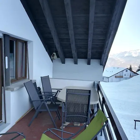 Romantic Chalet-style Flat With Mountain View