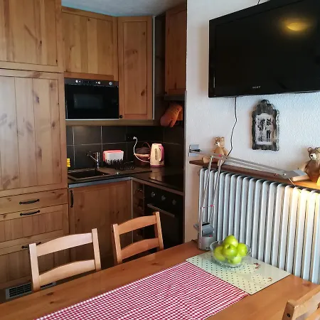 Romantic Chalet-style Flat With Mountain View *