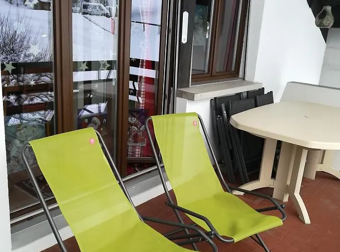 Romantic Chalet-style Flat With Mountain View