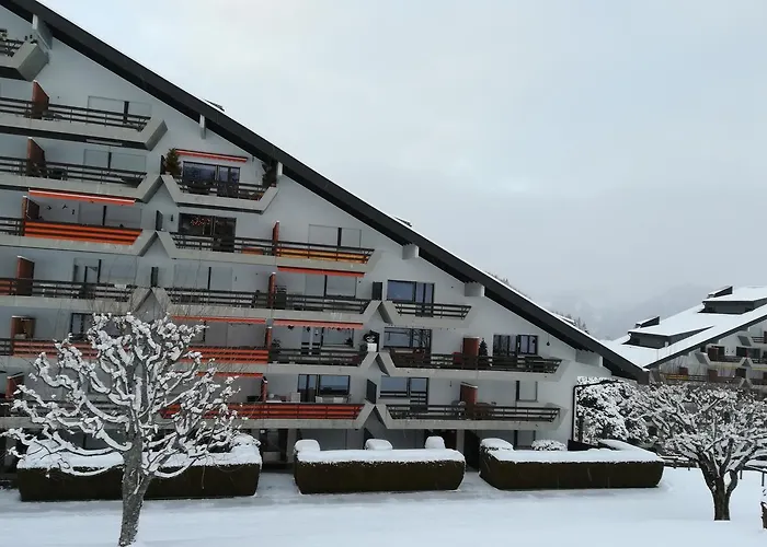 Apartmán Romantic Chalet-style Flat With Mountain View