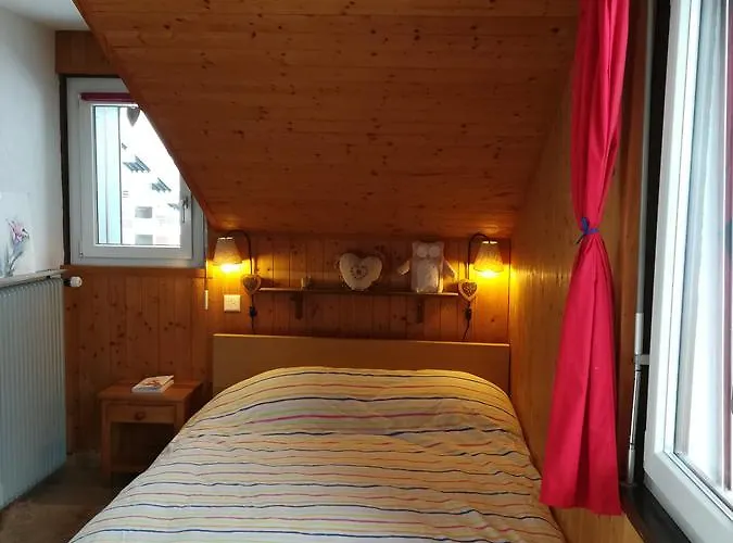 Apartmán Romantic Chalet-style Flat With Mountain View *