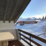 Romantic Chalet-style Flat With Mountain View *
