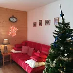 Romantic Chalet-style Flat With Mountain View *