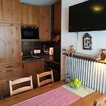 Romantic Chalet-style Flat With Mountain View *