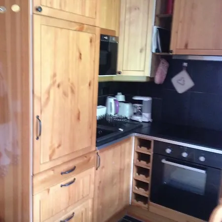Romantic Chalet-style Flat With Mountain View דירה *
